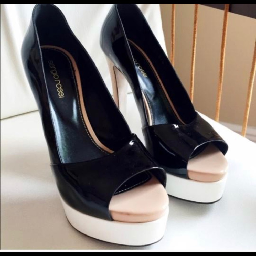 Sergio Rossi patent leather shoes